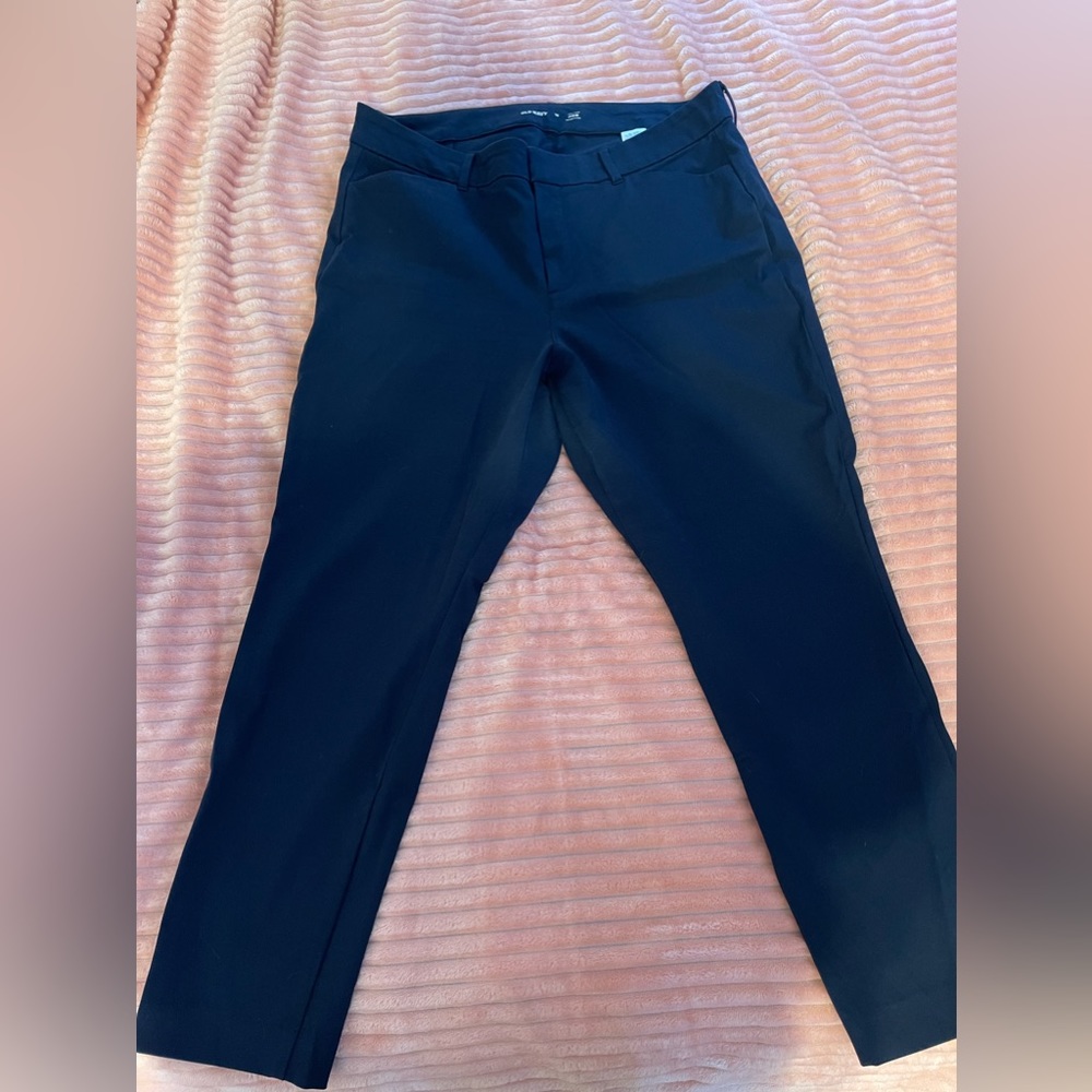 LIGHTLY WORN PIXIE ANKLE STRAIGHT LEG NAVY PANTS OLD NAVY SIZE 16